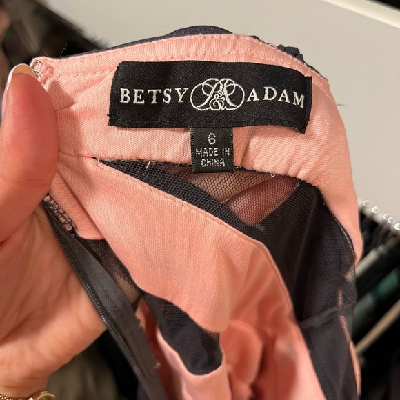 Betsy Adam dress - Picture 3 of 3